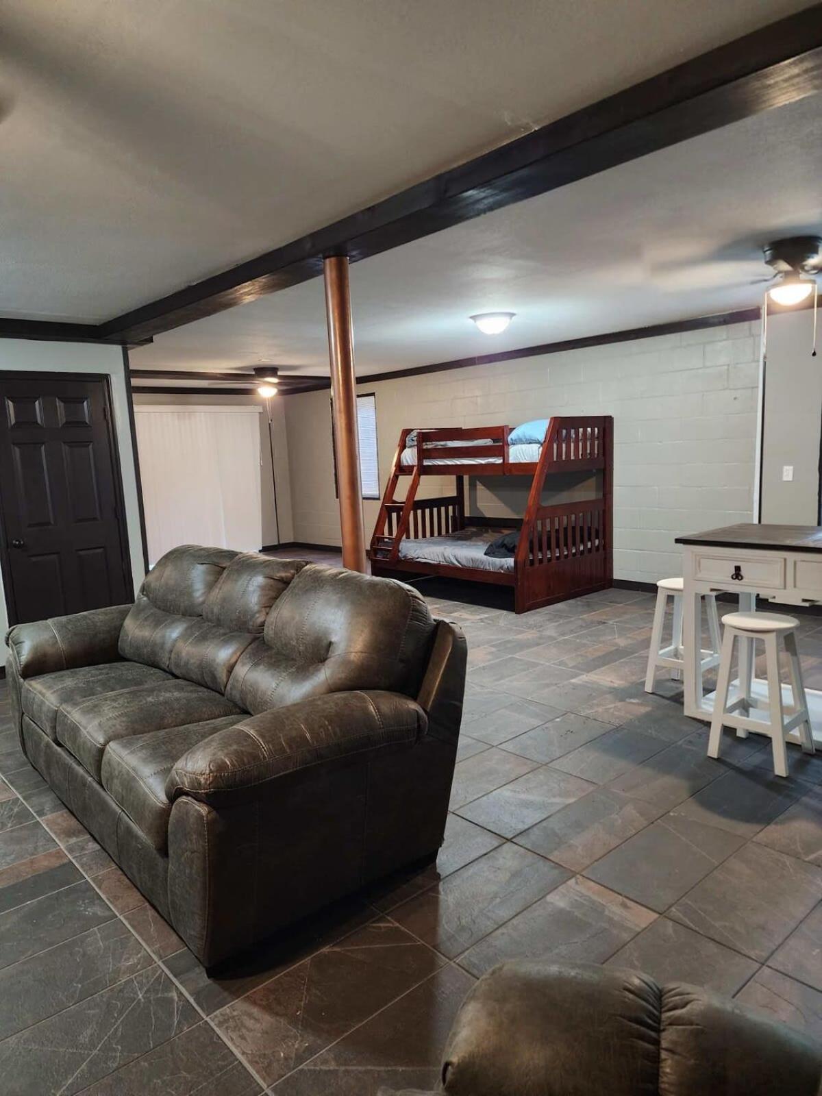 Cozy Pigeon Forge Home W Hot Tub Near River Exterior foto